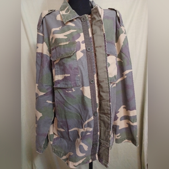 An Arrow Blue Jeans Co. Camouflage Army Military Hunting Field Jacket - Picture 3 of 16